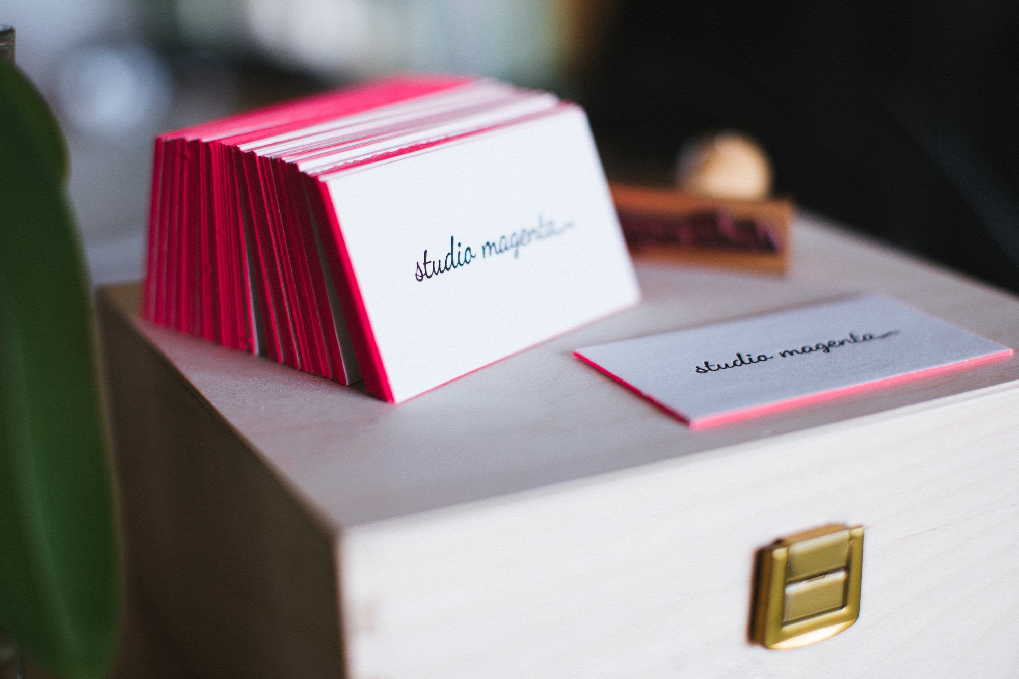 MASTROiNCHIOSTRO >> stampa, grafica, web design, social media manager. Biglietti da visita!
